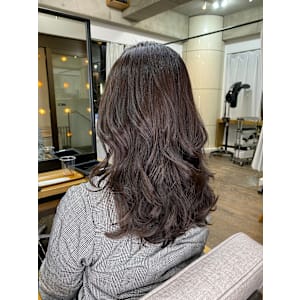 レイヤーカット・ラベンダーグレージュ