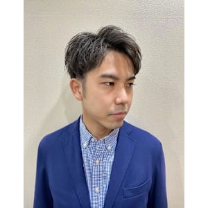 ツーブロックフェザーショート【新宿/理容室/バーバー】