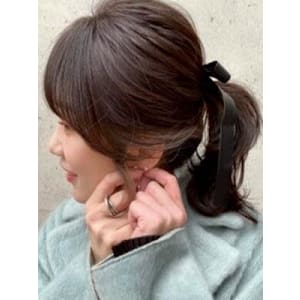 #たゆっとポニーテール　#ほつれアレンジ