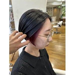 【ショートボブ　インナーカラー】