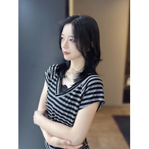 ナチュラルグレー/ミディアムレイヤー/髪質改善