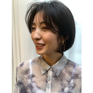 #切りっぱなしボブ #前下りボブ #顔周りレイヤー #小顔