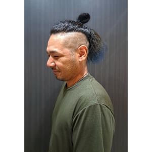 マンバン - BARBER-BAR高砂店【バーバーバータカサゴテン】掲載中