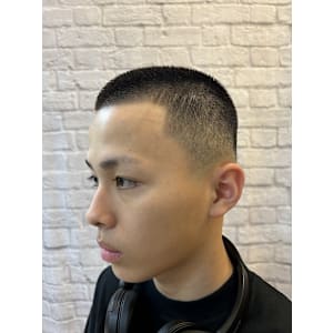 ラインボウズフェード