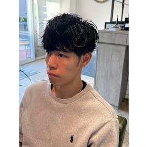 シャドウパーマ　外国人風パーマ　くせ毛　無造作マッシュ　