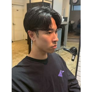 毛流れセンターパート　韓国センターパート　ニュアンスパーマ