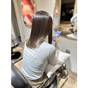 【Lolonois天満】潤艶ベージュ（釣本 竜哉）