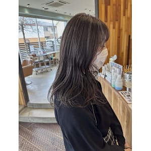 ハイライトグレージュカラー