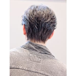 センターパートミニウルフ