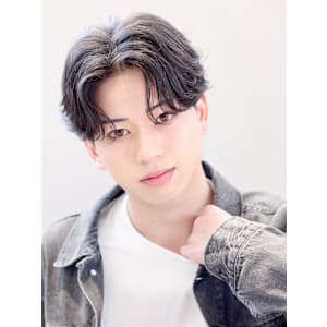 センターパートミニウルフ