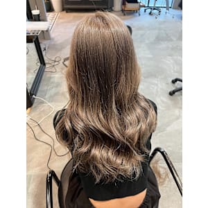 【Lolonois中津】明るめグレージュ