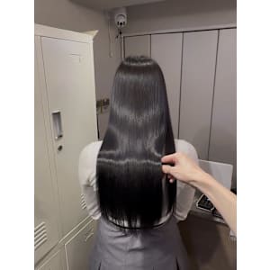 美髪縮毛矯正+カット+髪質改善トリートメント