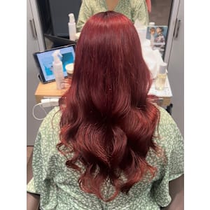 高発色パキッとレッドカラー