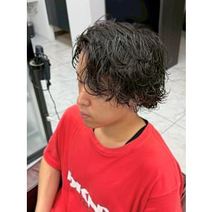 波巻きパーマ　ウルフ　外国人風パーマ