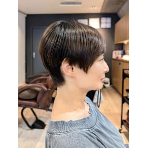 大人の上品さ漂う美シルエットショート - MANOHARU【マノハル】掲載中