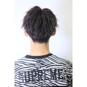 ツイスパ　センターパート　スパイラル　刈り上げ