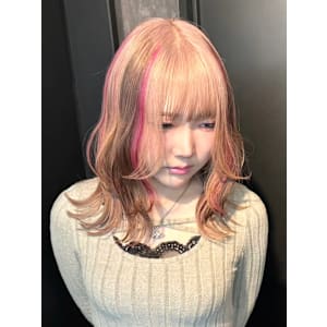 スラッシュカラー　デザインカラー　ハイトーン　表参道/原宿 - Null 表参道本店 デザインカラー/ダブルカラー【ヌル】掲載中