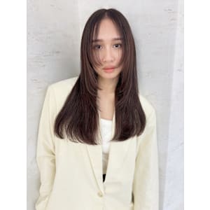 顔周りレイヤーカット