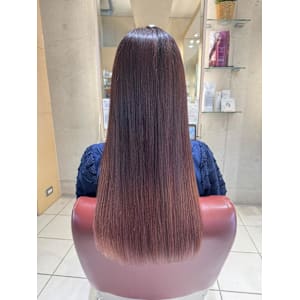 つやつやロングのピンクブラウン - EMU international 春日部本店【エムインターナショナル】掲載中