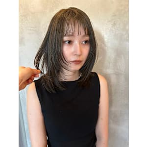 池袋 イルミナカラー 髪質改善 レイヤー オリーブベージュ♪