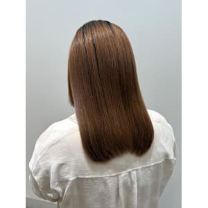 触れたくなる、やわらかなストレートに♪