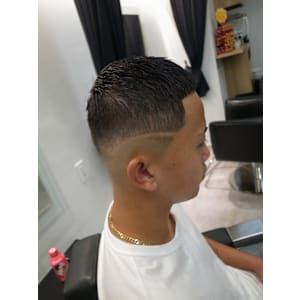 バーバークロップスキンフェードラインアート/渋谷