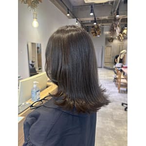 小辻 くびれヘア☆透明感グレージュ×水素カラー