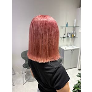 ペールピンクサーモンピンクコーラルピンク