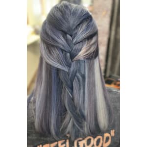 【アレンジで魅せる！】くすみラベンダーブルーグラデーション