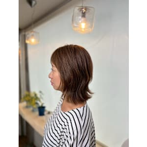 クセをいかした外ハネスタイル