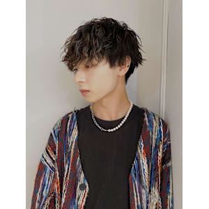 メンズ刈り上げショートマッシュ波巻きパーマ横浜