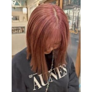 #切りっぱなしボブ　#ピンクベージュ　