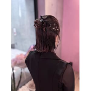 カチモリハーフアップ