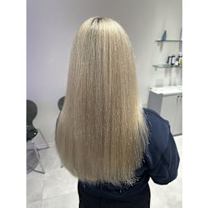 ホワイトベージュハイトーンホワイトカラーミルクティーベージュ