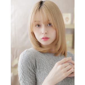 垢抜けハイトーンカラー小顔ウルフレイヤー　ホワイトブロンド