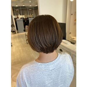 大人可愛い丸みショートボブ赤羽美容院おすすめスタイル