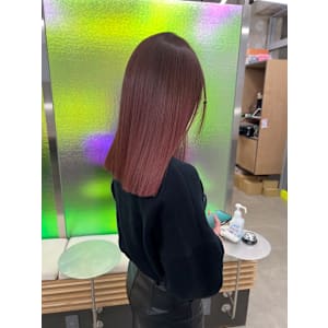 ピンクショコラカラー/小顔カット/艶カラー