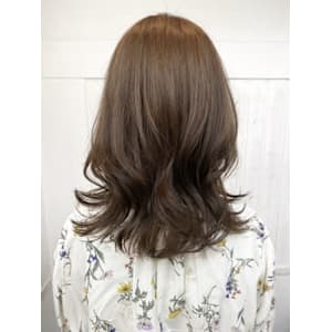 ◆オリーブベージュ/ミディアムレイヤー/イルミナ/美髪/ツヤ