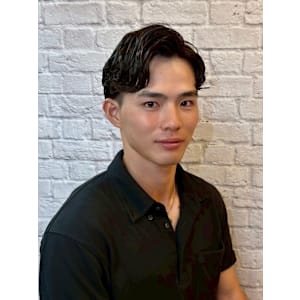 新宿エリア人気／大人のビジネスパーマ【新宿/理容室】