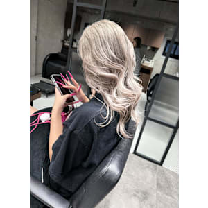 ★ロングレイヤー×ホワイトプラチナベージュ★