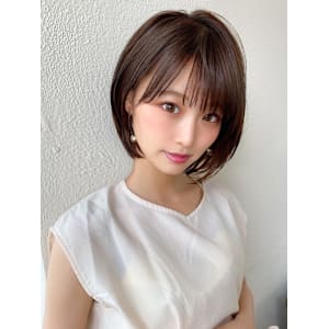 30代40代に人気の大人かわいい前髪ありのくびれショート