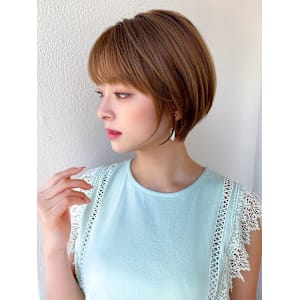30代40代に人気の大人かわいい前髪ありのくびれショート