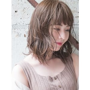 透明感◯ミルクティーベージュ、ミルクティーカラー/天神大名