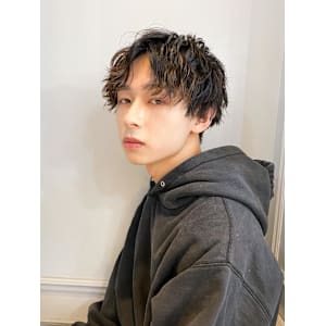 メンズパーマ波巻きパーマ刈り上げマッシュ横浜