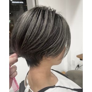 Emu(エミュー)×スタイル