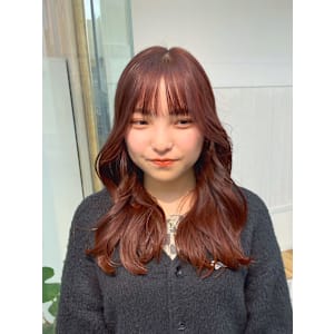 レッドブラウン似合わせカットイメチェン大人くびれミディ