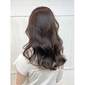 韓国ナチュラルくびれブラウンヘアイメチェン似合わせカット