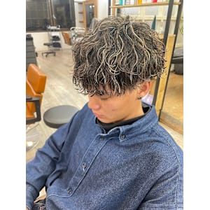 メンズカットアッシュブラックカルマパーマベリーショート