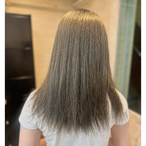 《Hina》オリーブグレージュ/ブリーチカラー