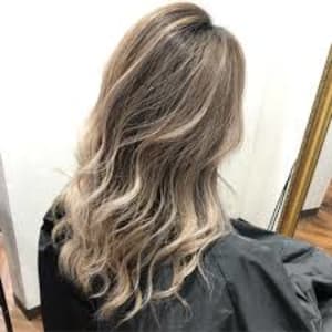 ロングヘアーハイライト